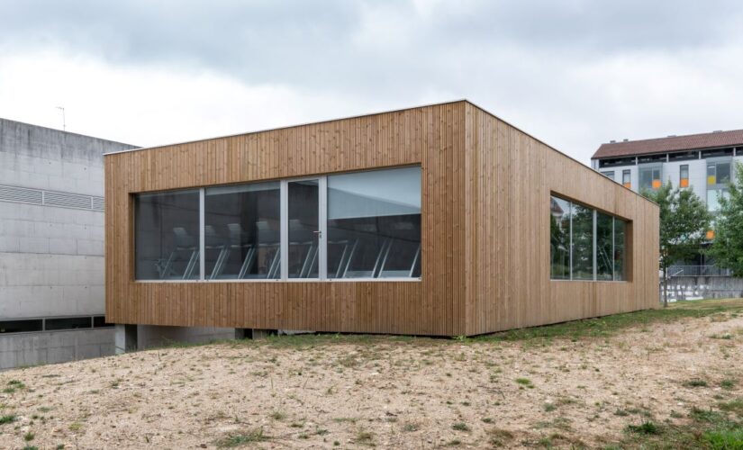 Construction : est-ce qu’un toit plat coûte plus cher qu’un toit traditionnel?