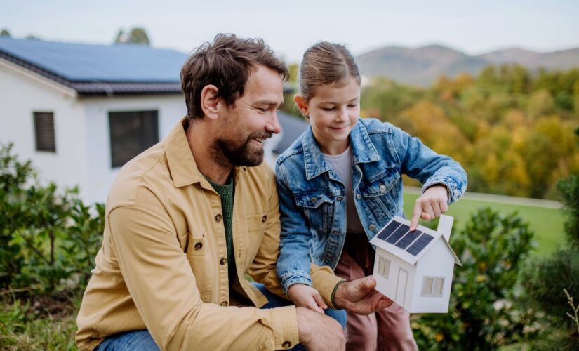 Panneaux solaires gratuits : découvrez comment les obtenir en cumulant ces 3 subventions de l’Etat