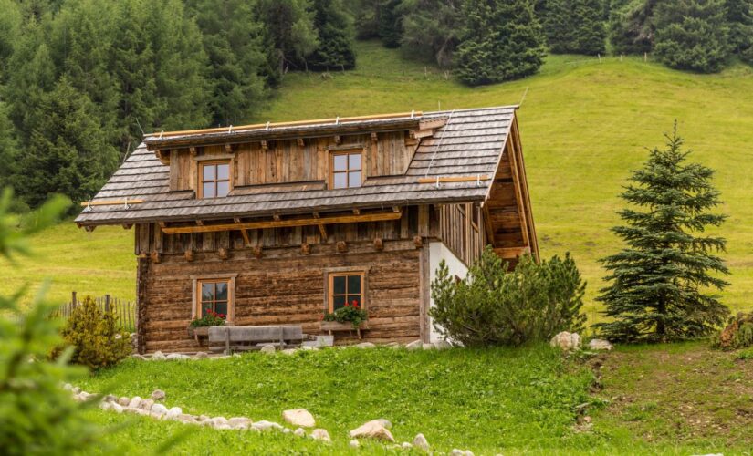 Chalet en bois : comment adopter une déco moderne ?