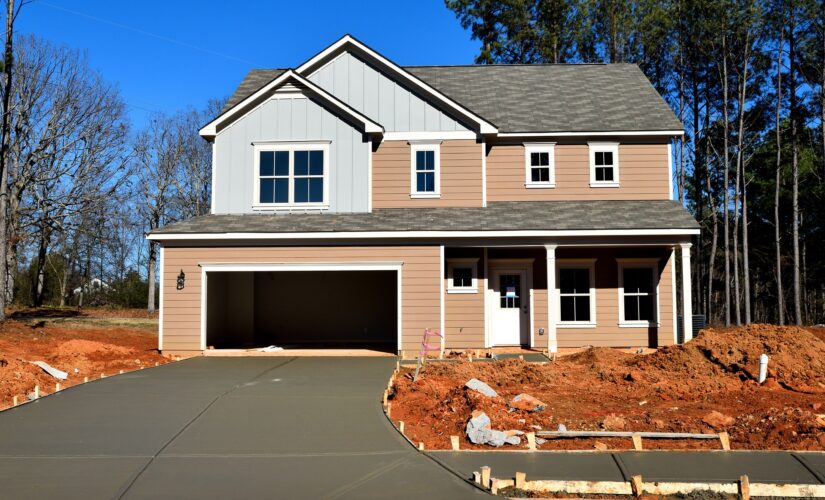 Isolation du plafond d’un garage : prix, techniques  isolants, aides financières