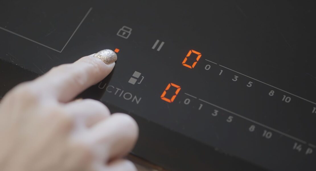 Comment déverrouiller une plaque vitrocéramique?