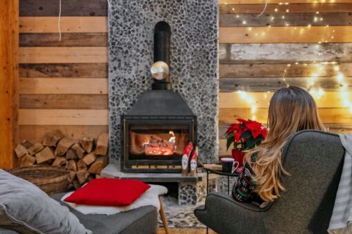 Poêle à granulés dans cheminée ancienne : quels en sont les avantages et comment l’installer ?